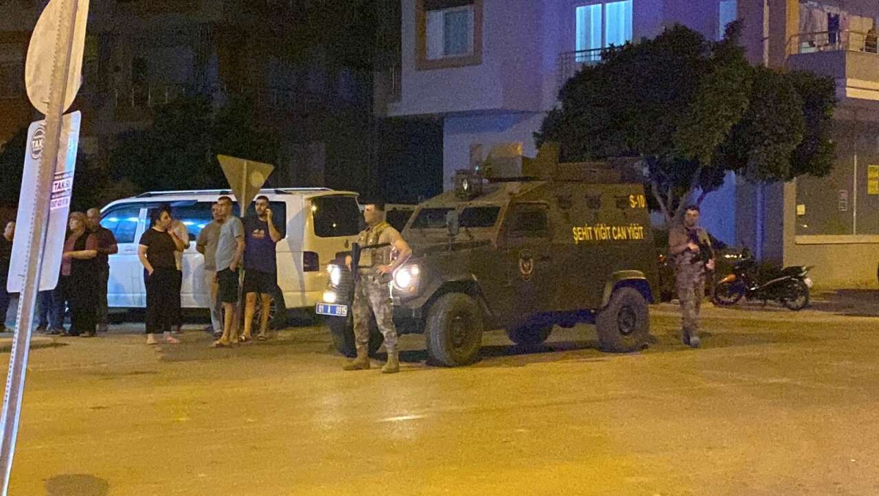 Emekli uzman çavuş eski eşini ve oğlunu vurdu! 2 ölü, 1 ağır yaralı 3